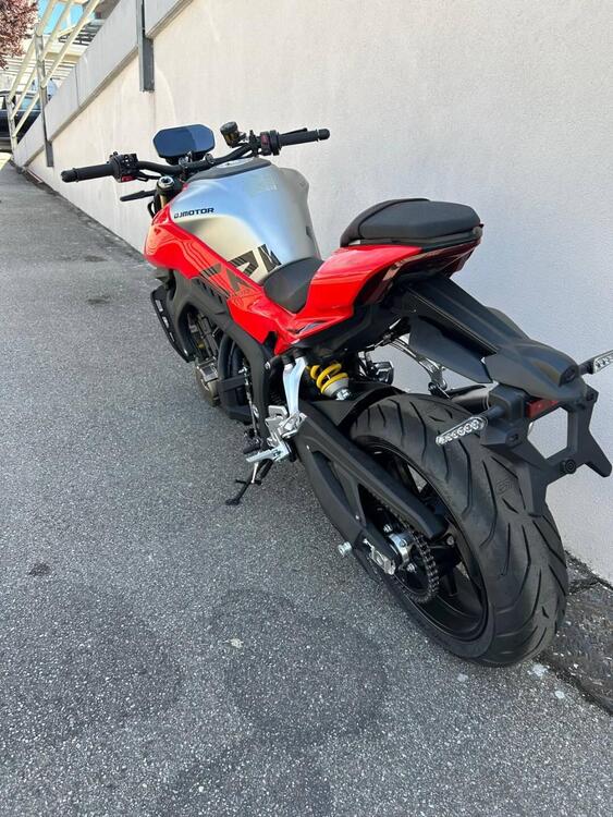 QJ Motor SRK 800 (2025) (3)