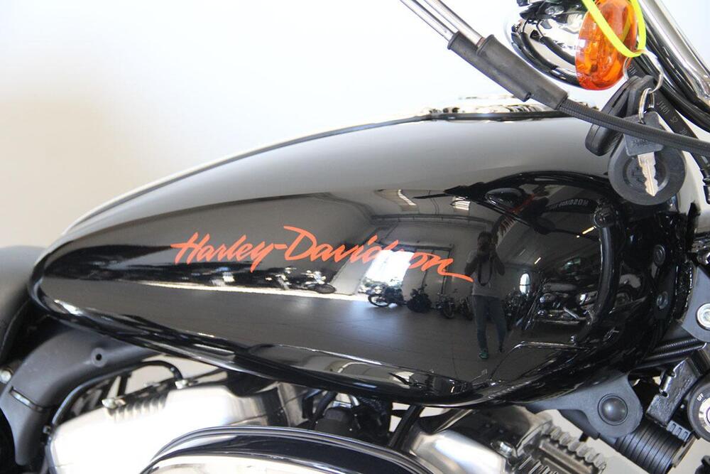 Harley-Davidson 883 Low (2008 - 12) - XL 883L (5)