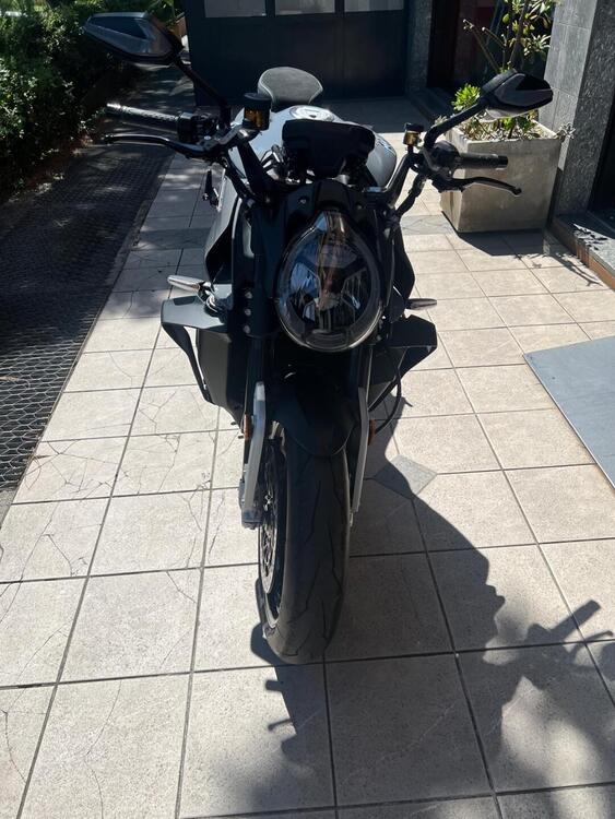 MV Agusta Brutale 1000 RS (2022 - 25) (4)