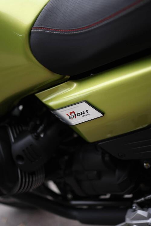 Moto Guzzi V7 Sport (2025) (3)