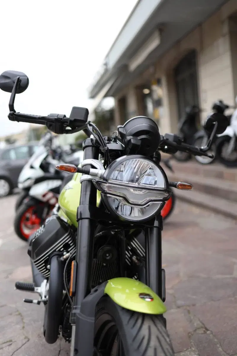 Moto Guzzi V7 Sport (2025 - 26) (10)