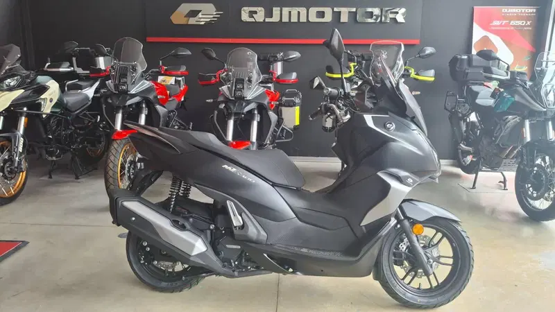 QJ Motor MTX 300 (2025 - 26)