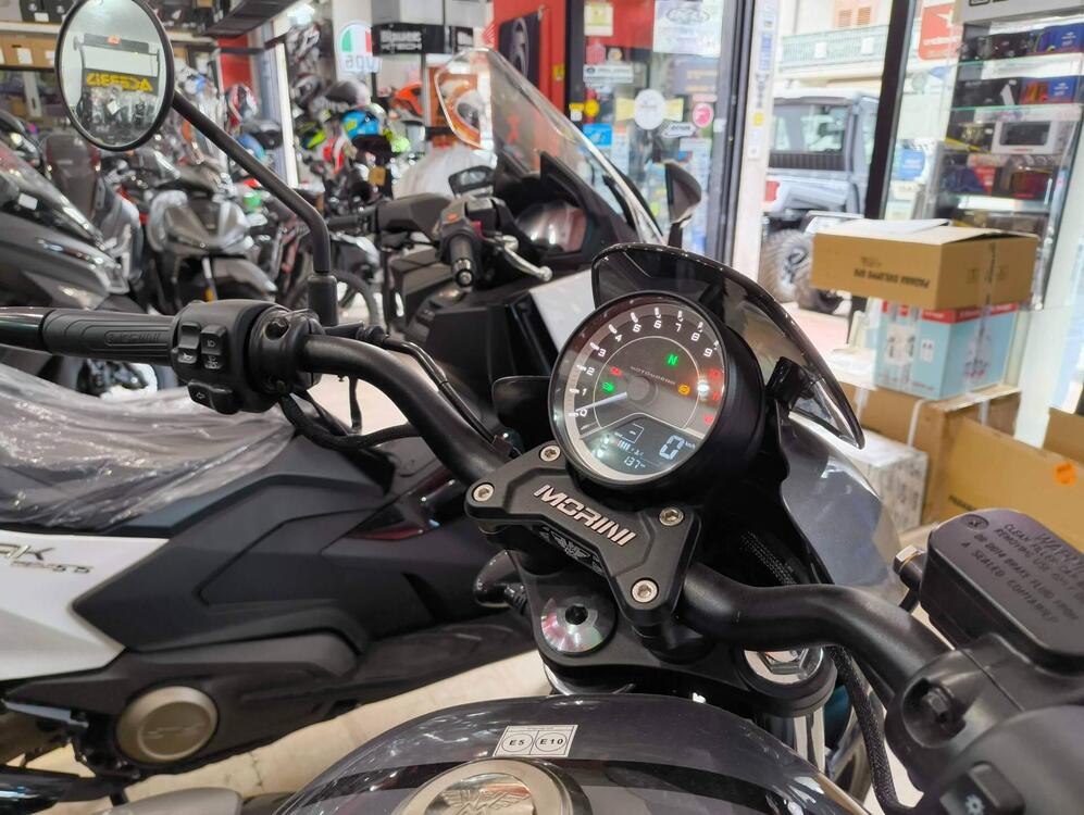 Moto Morini Calibro Custom (2024 - 25) (3)