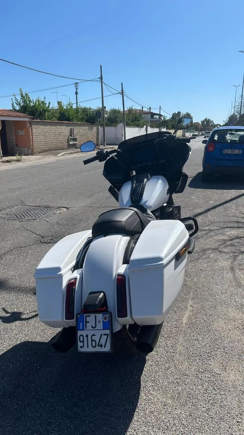 Harley-Davidson Road Glide (2024 - 26) (2)
