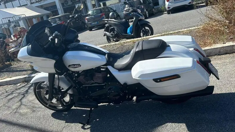 Harley-Davidson Road Glide (2024 - 26) (4)