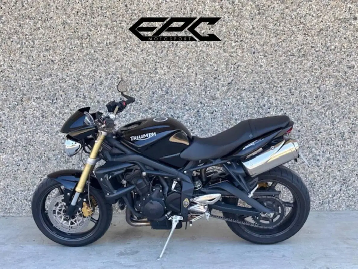 Triumph Street Triple (2007 - 12) (2)