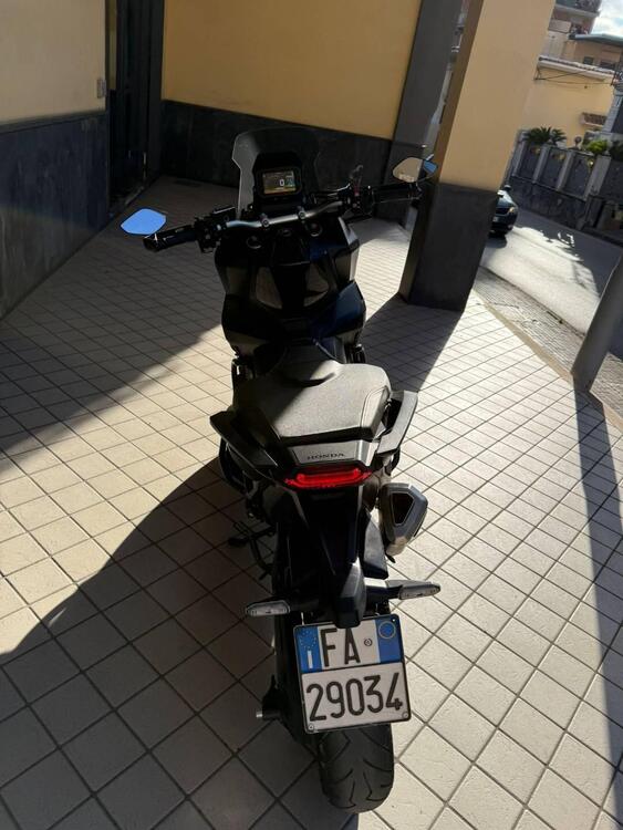 Honda X-ADV 750 DCT (2021 - 24) (4)