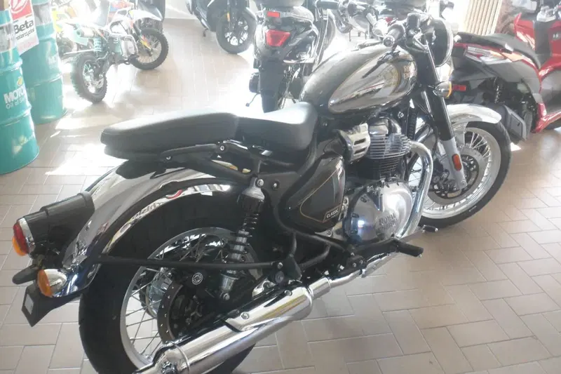 Royal Enfield Classic 650 (2025 - 26) (8)