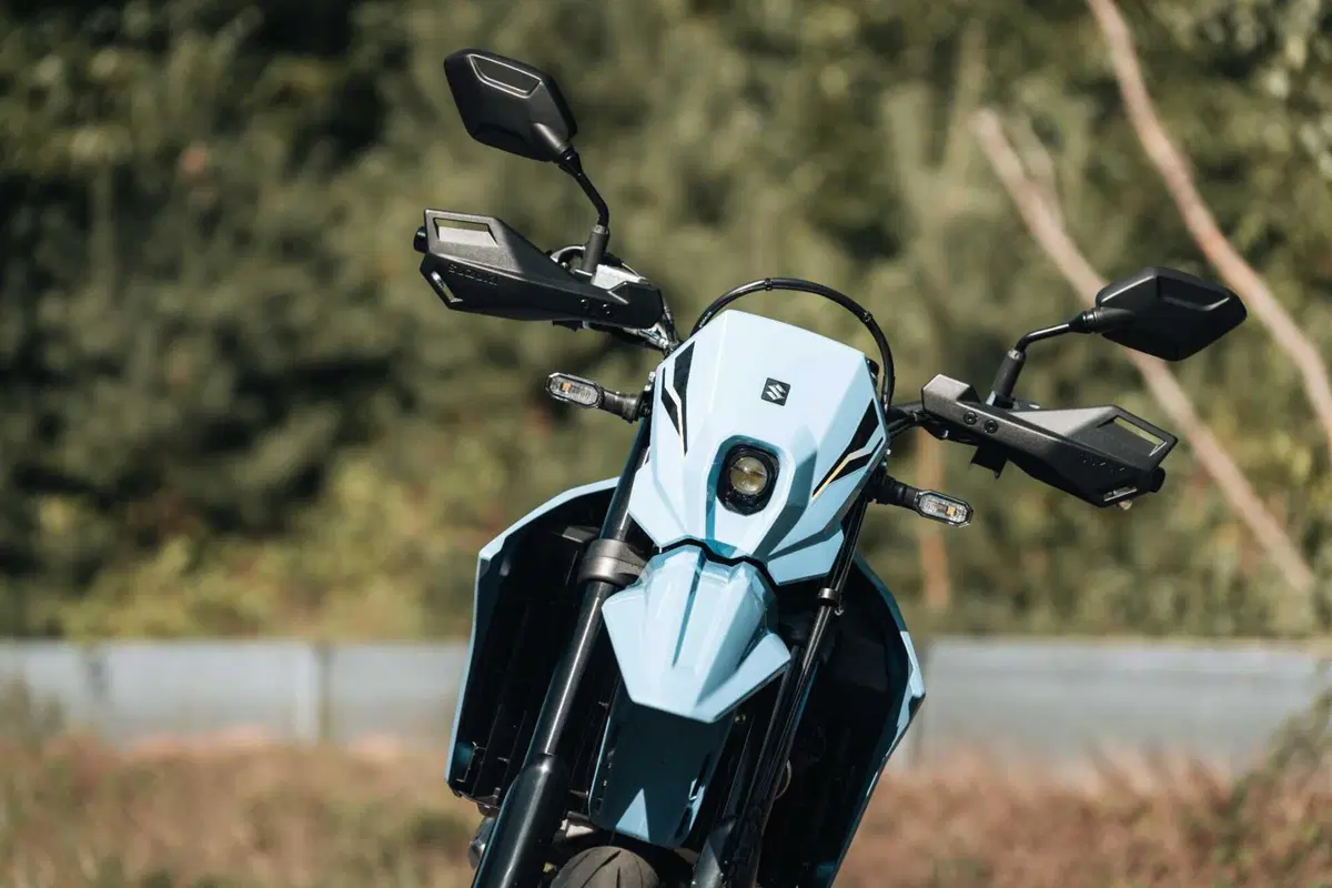 Suzuki DR-Z4 SM TEST: come va, Pro e Contro [VIDEO E GALLERY] (33)