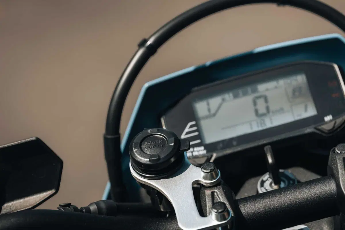 Suzuki DR-Z4 SM TEST: come va, Pro e Contro [VIDEO E GALLERY] (42)