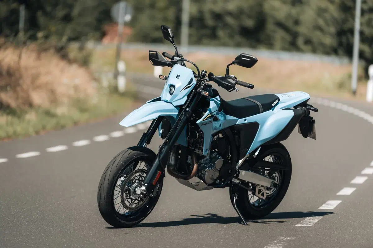 Suzuki DR-Z4 SM TEST: come va, Pro e Contro [VIDEO E GALLERY] (46)