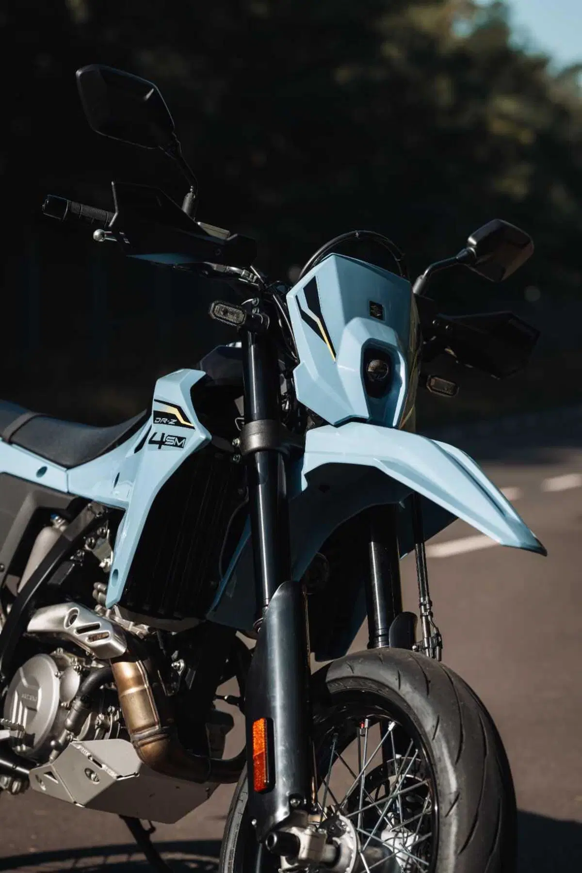 Suzuki DR-Z4 SM TEST: come va, Pro e Contro [VIDEO E GALLERY]