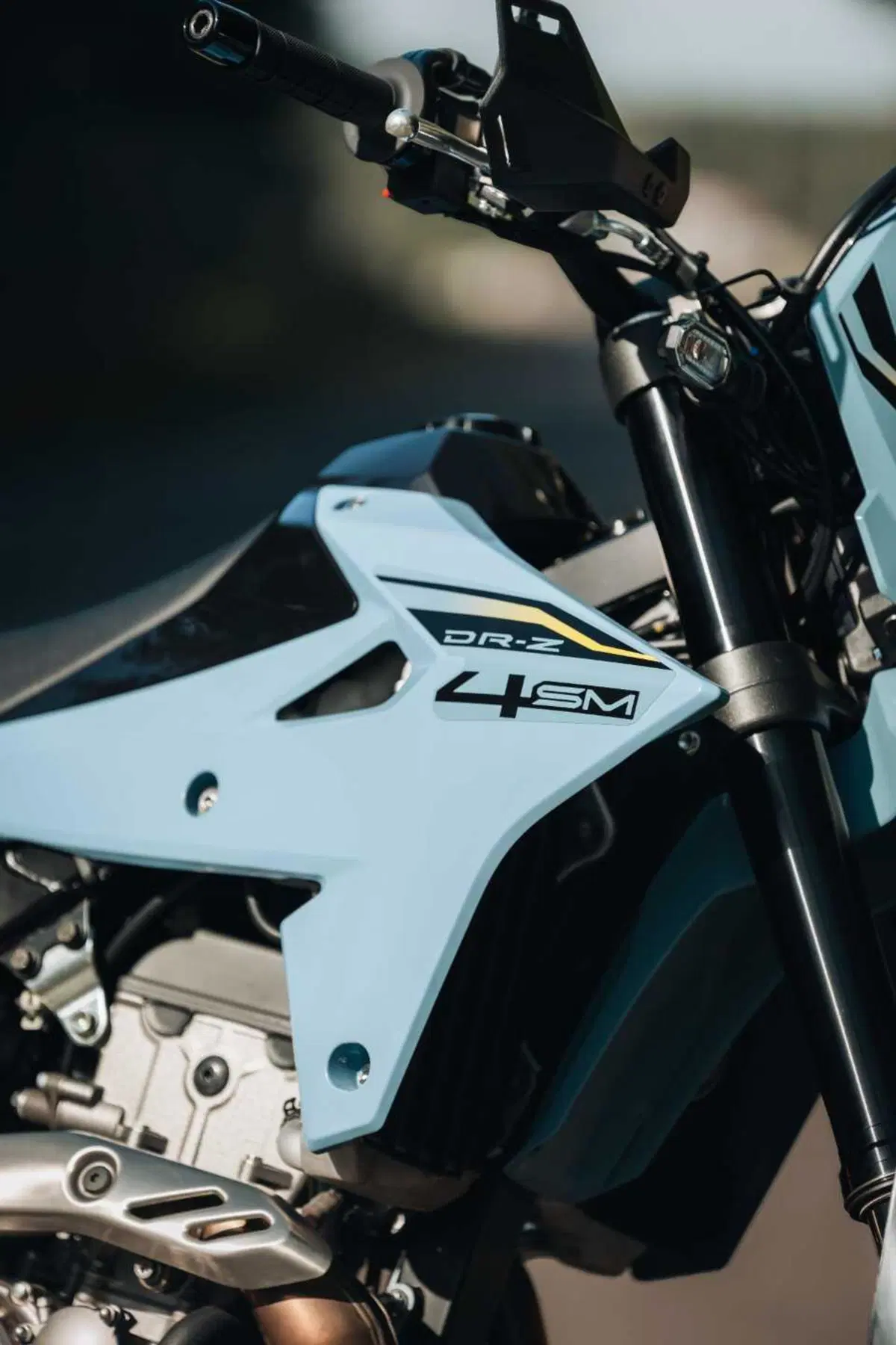 Suzuki DR-Z4 SM TEST: come va, Pro e Contro [VIDEO E GALLERY] (4)