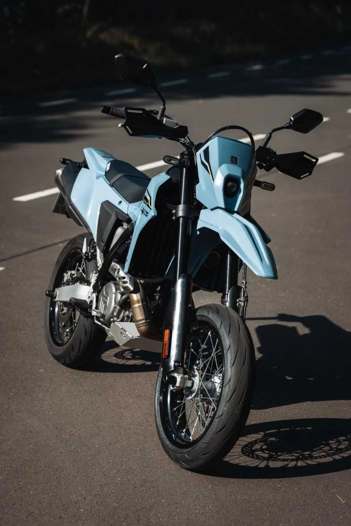 Suzuki DR-Z4 SM TEST: come va, Pro e Contro [VIDEO E GALLERY] (13)