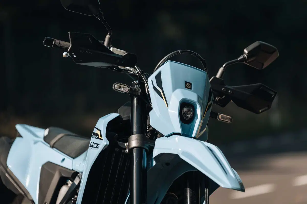 Suzuki DR-Z4 SM TEST: come va, Pro e Contro [VIDEO E GALLERY] (16)