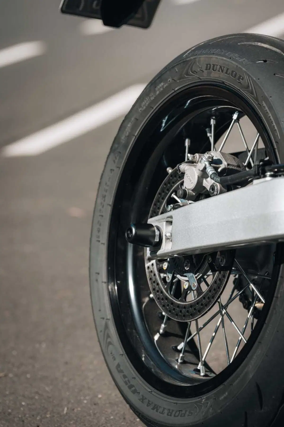 Suzuki DR-Z4 SM TEST: come va, Pro e Contro [VIDEO E GALLERY] (18)