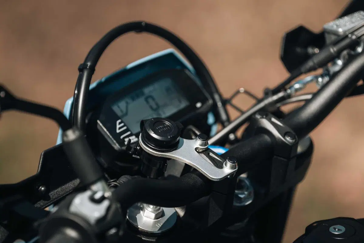 Suzuki DR-Z4 SM TEST: come va, Pro e Contro [VIDEO E GALLERY] (48)