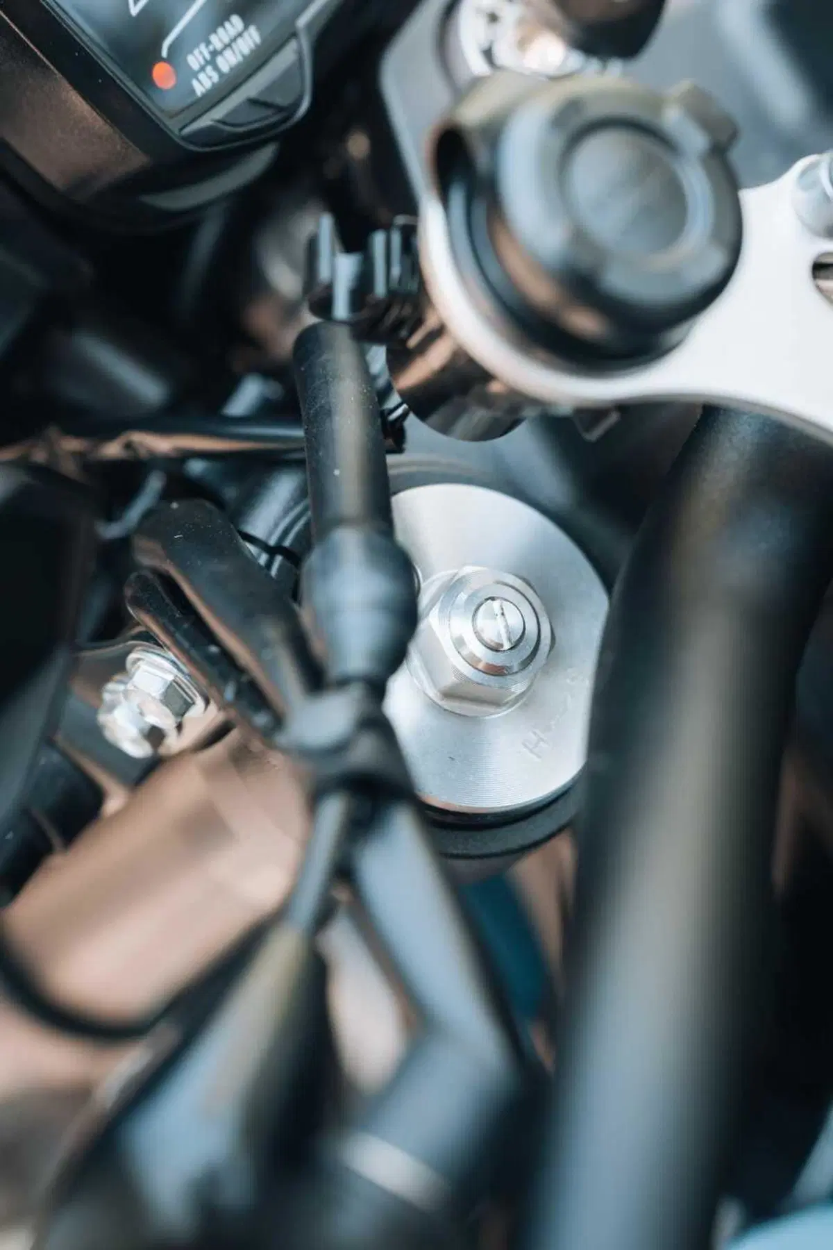 Suzuki DR-Z4 SM TEST: come va, Pro e Contro [VIDEO E GALLERY] (53)