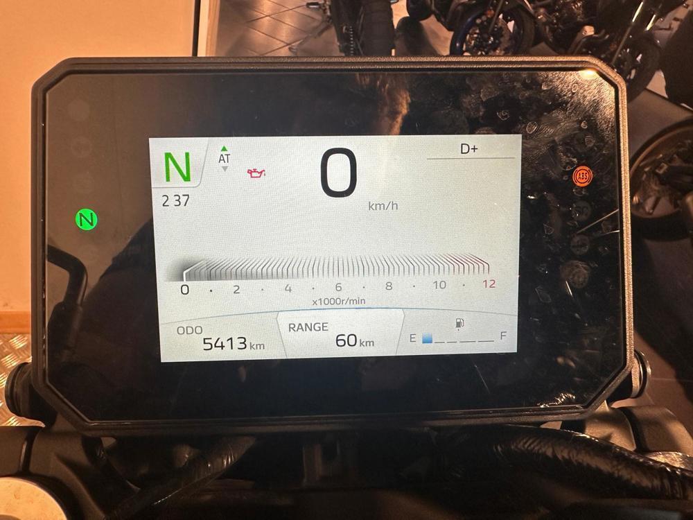 Yamaha MT-09 Y-AMT (2024 - 25) (5)