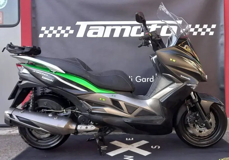 Kawasaki J 300 ABS (2014 - 16)