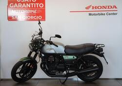 Moto Guzzi V7 Stone Centenario (2021 - 22) usata