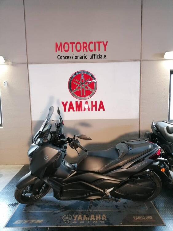 Yamaha X-Max 300 (2021 - 24) (4)