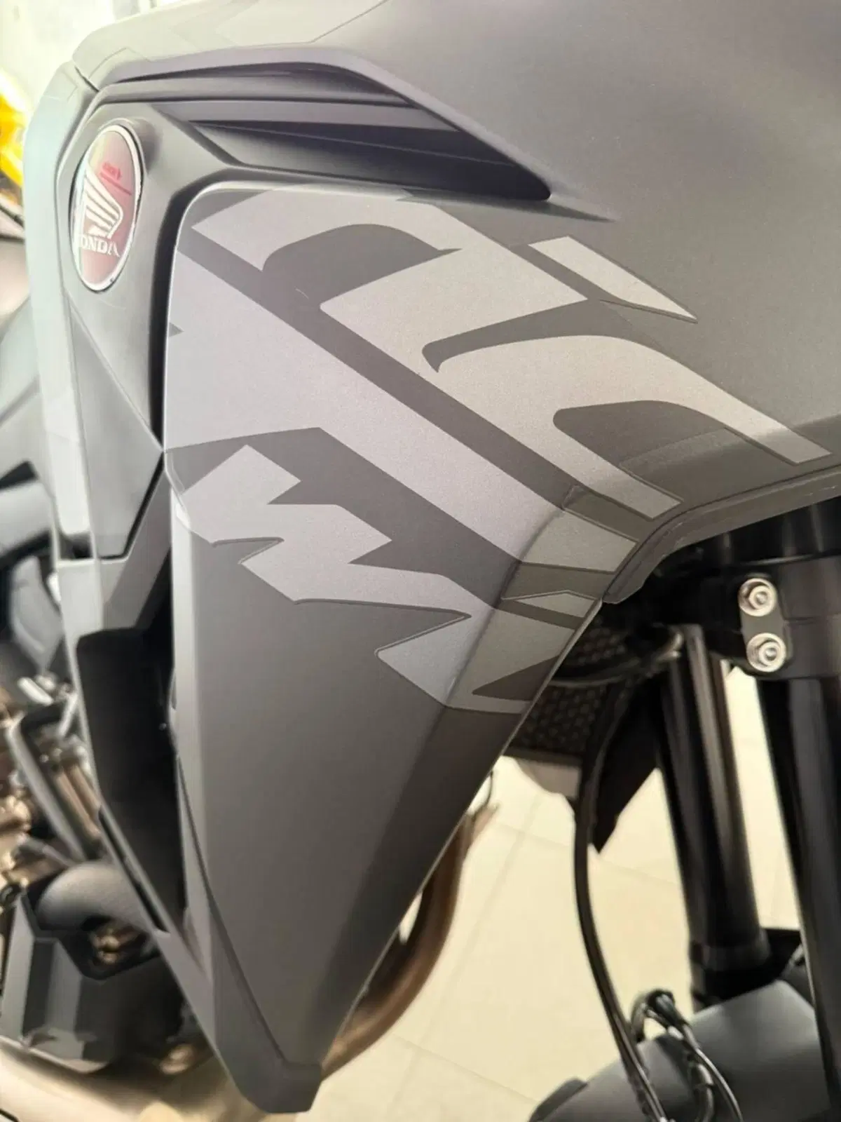 Honda Africa Twin CRF 1100L Urban DCT (2022 - 23) (4)