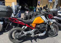 Moto Guzzi V85 TT (2021 - 23) usata
