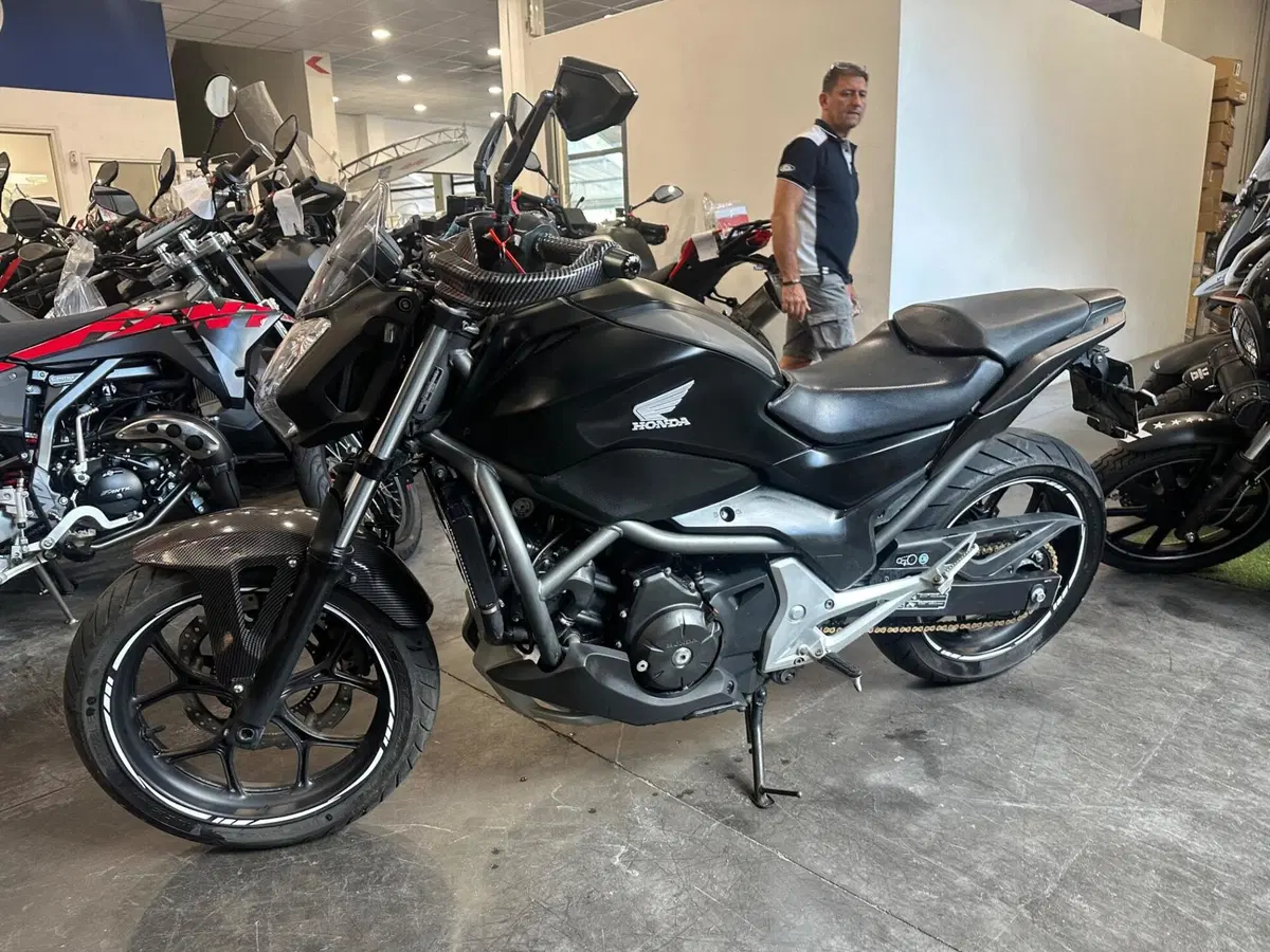 Honda NC700S DCT ABS (2011 - 14) (4)
