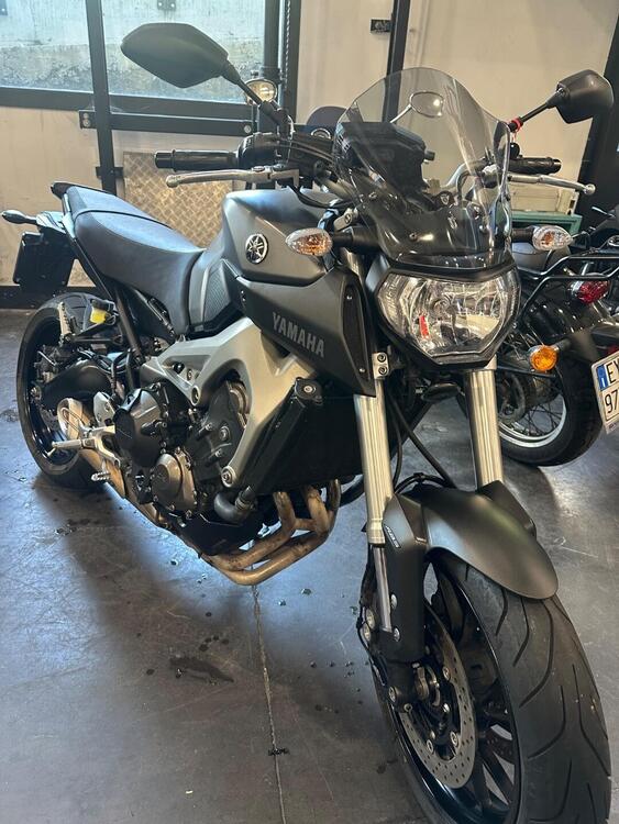 Yamaha MT-09 (2013 - 15) (3)