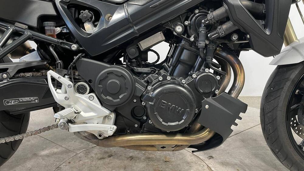 Bmw F 800 R (2015 - 16) (4)