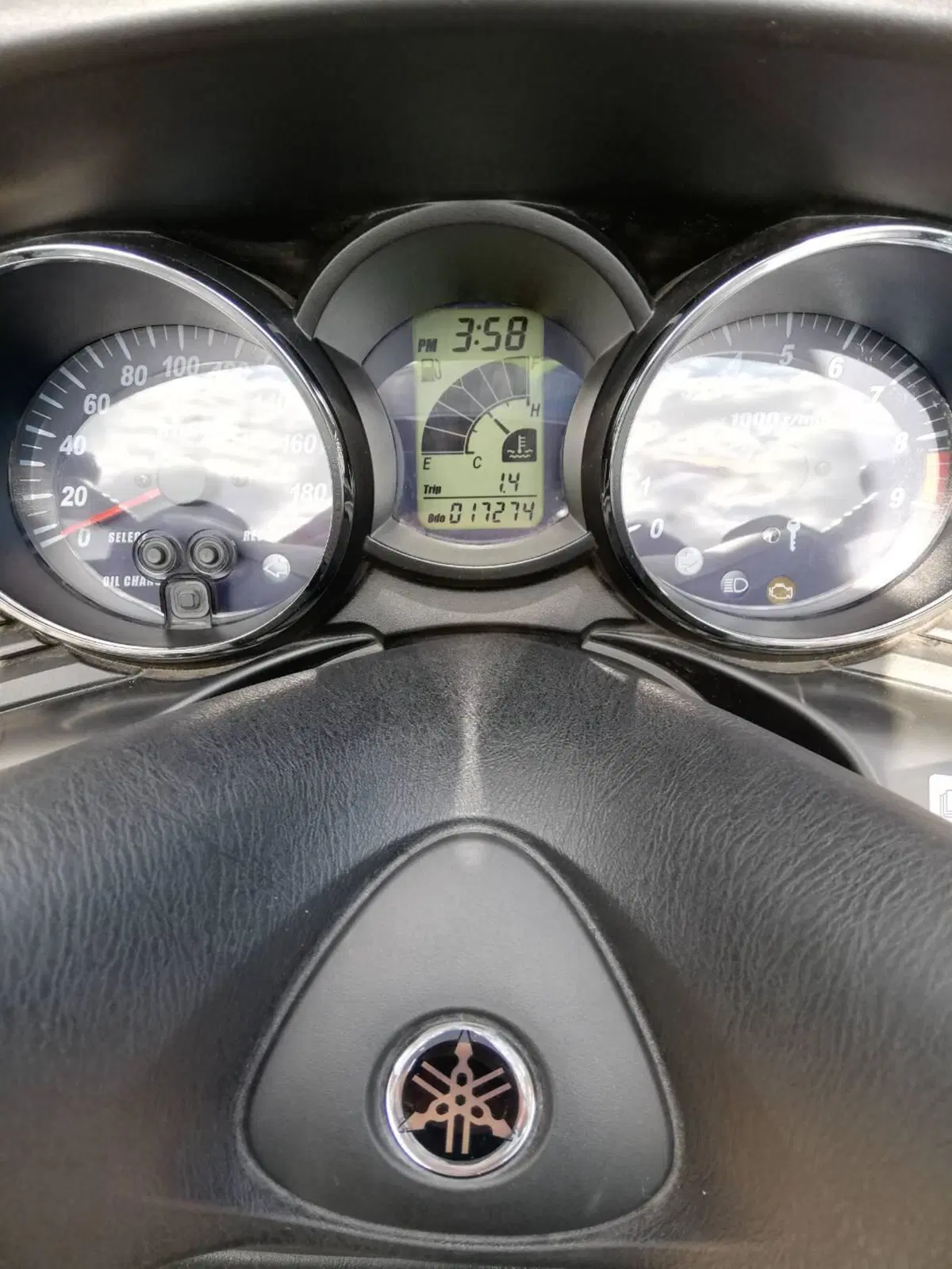 Yamaha Majesty 400 ABS (2011 - 14) (5)