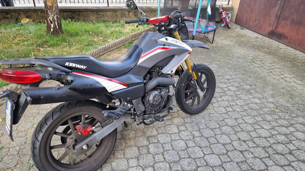 Keeway Motor TX 125 Motard (2017 - 20) (2)