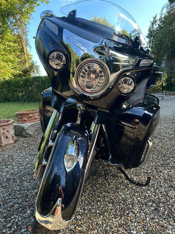 Indian Roadmaster 1890 Elite (2025) (2)