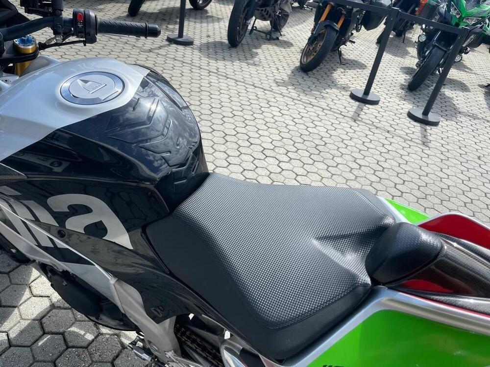 Aprilia Tuono V4 Factory (2017 - 18) (5)
