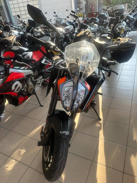 KTM 890 Duke (2021 - 23)