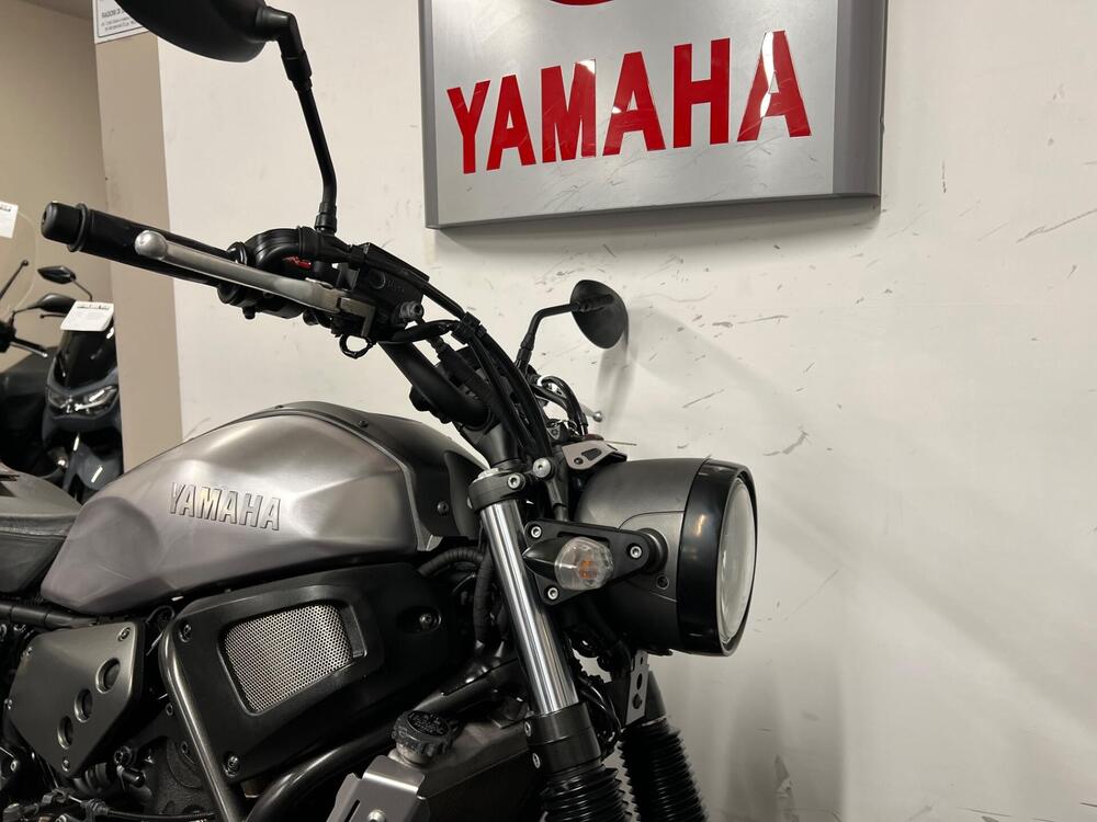 Yamaha XSR 700 ABS (2016 - 20) (2)