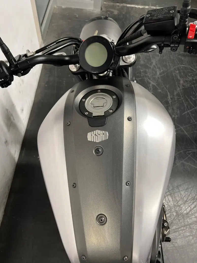 Yamaha XSR 700 ABS (2016 - 20) (9)