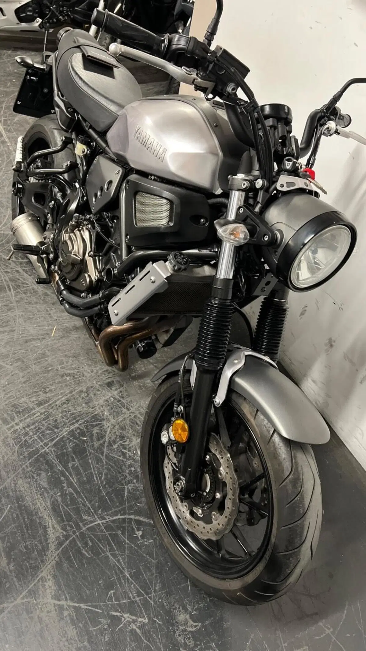 Yamaha XSR 700 ABS (2016 - 20) (11)