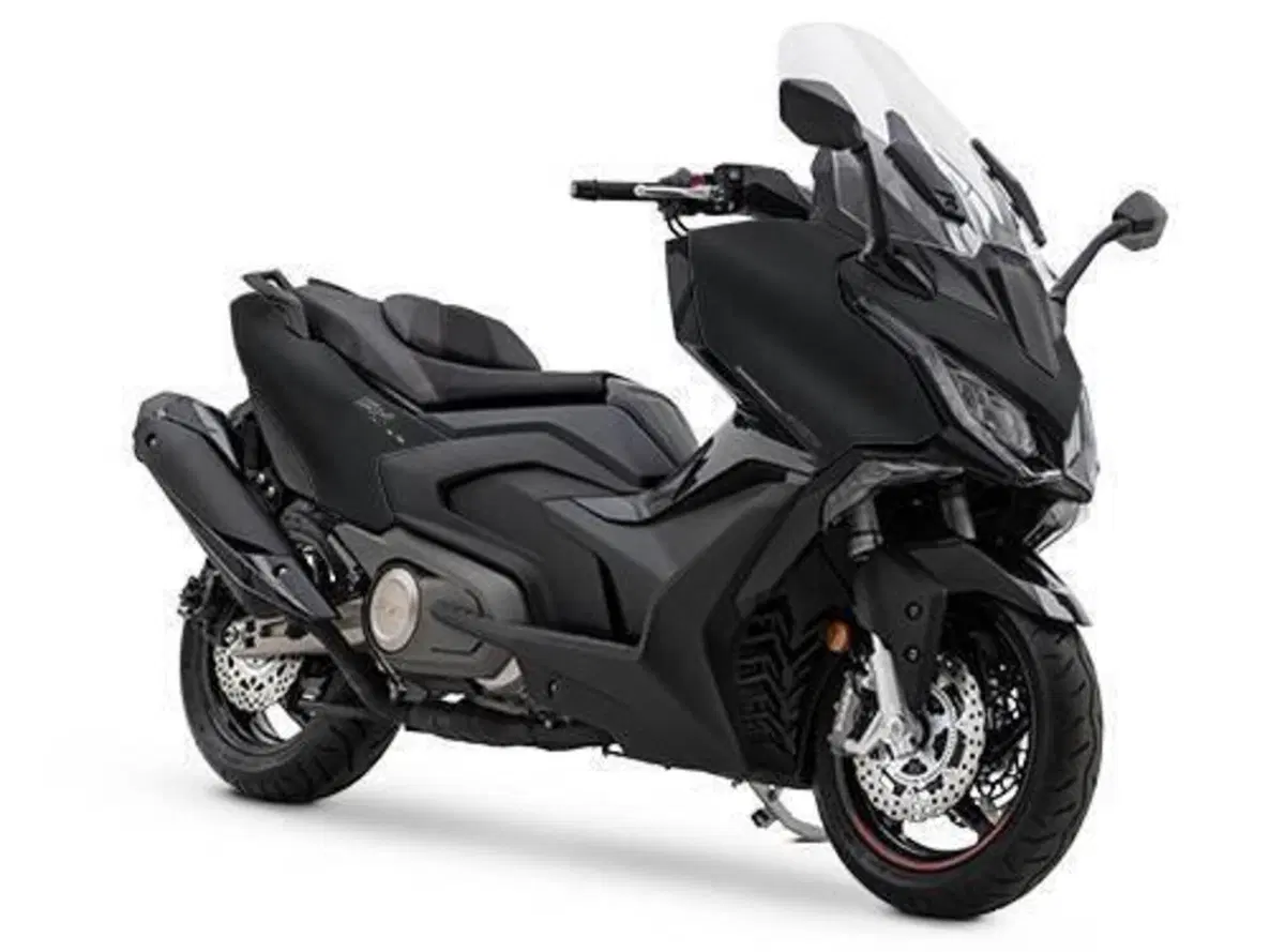 Kymco AK 575 Premium (2025 - 26) (2)
