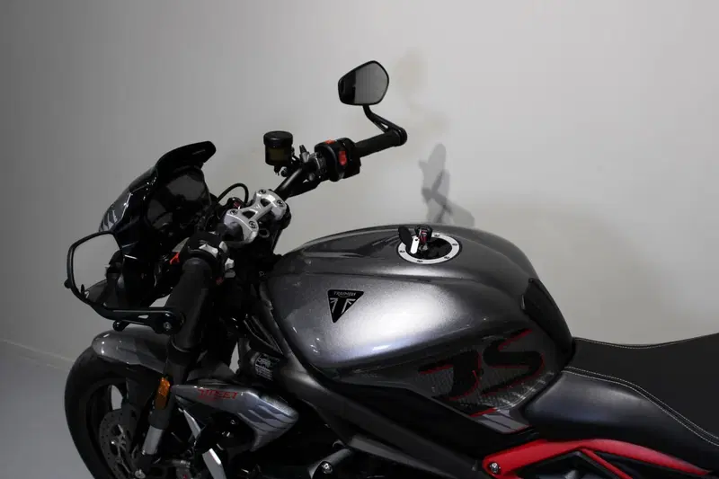 Triumph Street Triple RS (2020 - 22) (5)