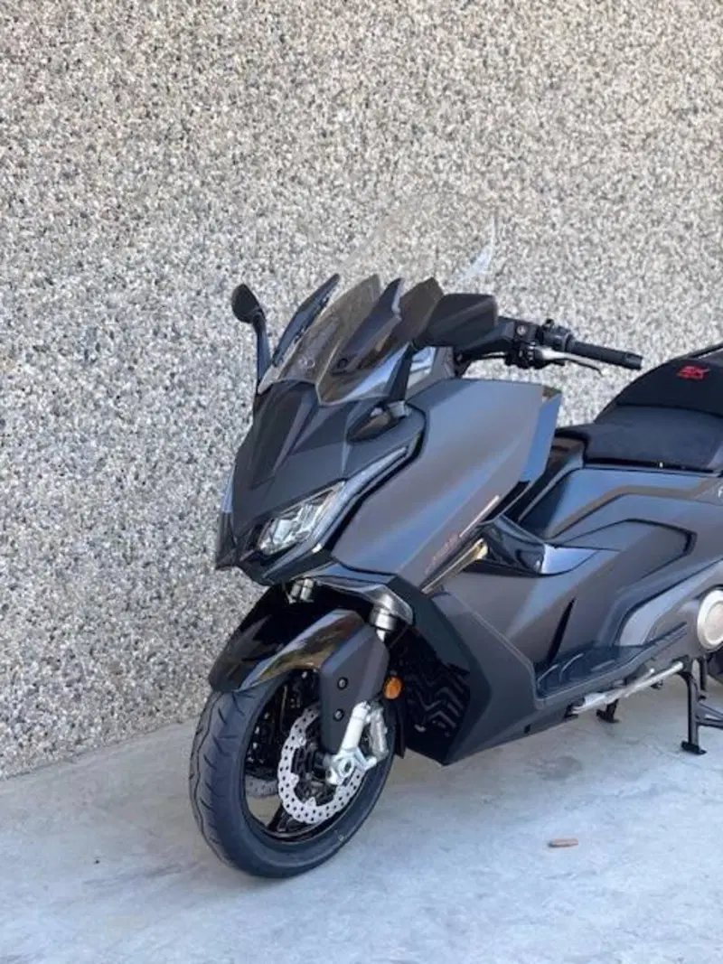 Kymco AK 575 Premium (2025 - 26) (6)