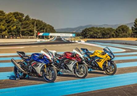 Suzuki GSX-R1000R: la leggenda si rinnova [VIDEO e GALLERY]