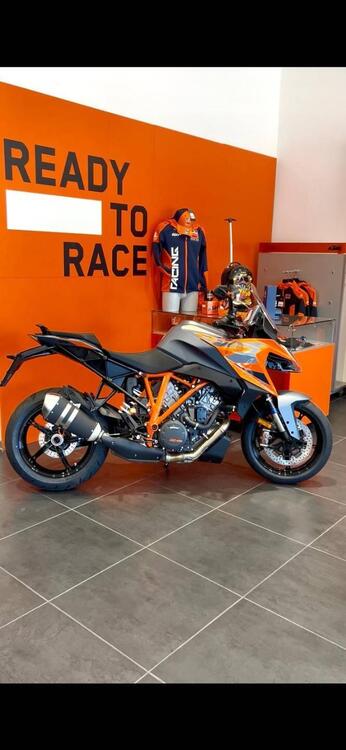 KTM 1290 Super Duke GT (2022 - 25)