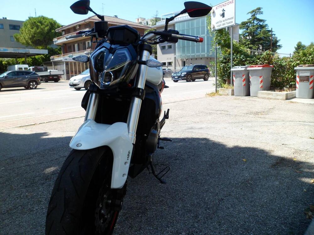 Benelli BN 302 S (2019 - 20) (3)