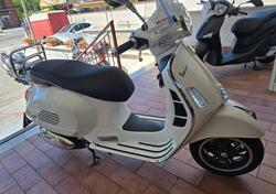Vespa GTS 300 Super (2023 - 24) usata