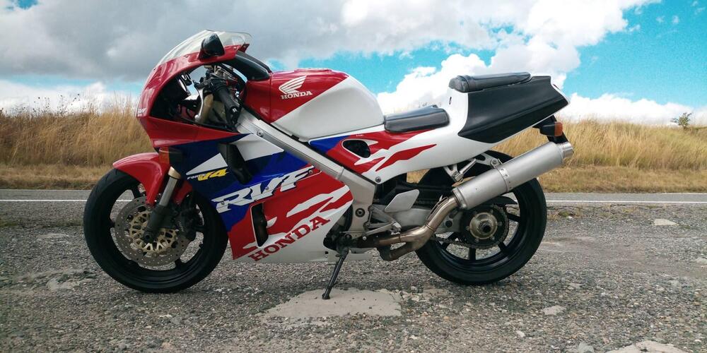 Honda RVF 400R NC35