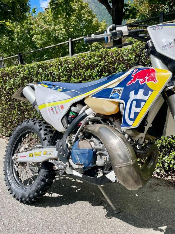 Husqvarna TE 250i (2018) (3)