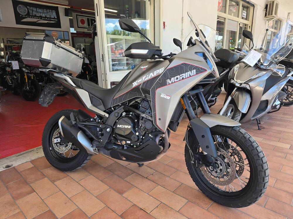 Moto Morini X-Cape 650 (2021 - 25) (3)