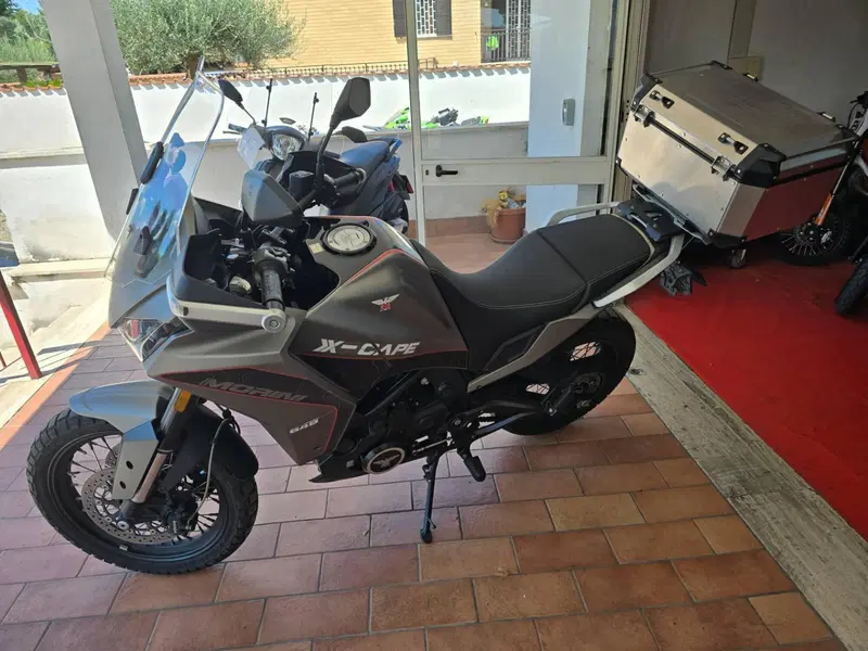 Moto Morini X-Cape 650 (2021 - 26) (2)